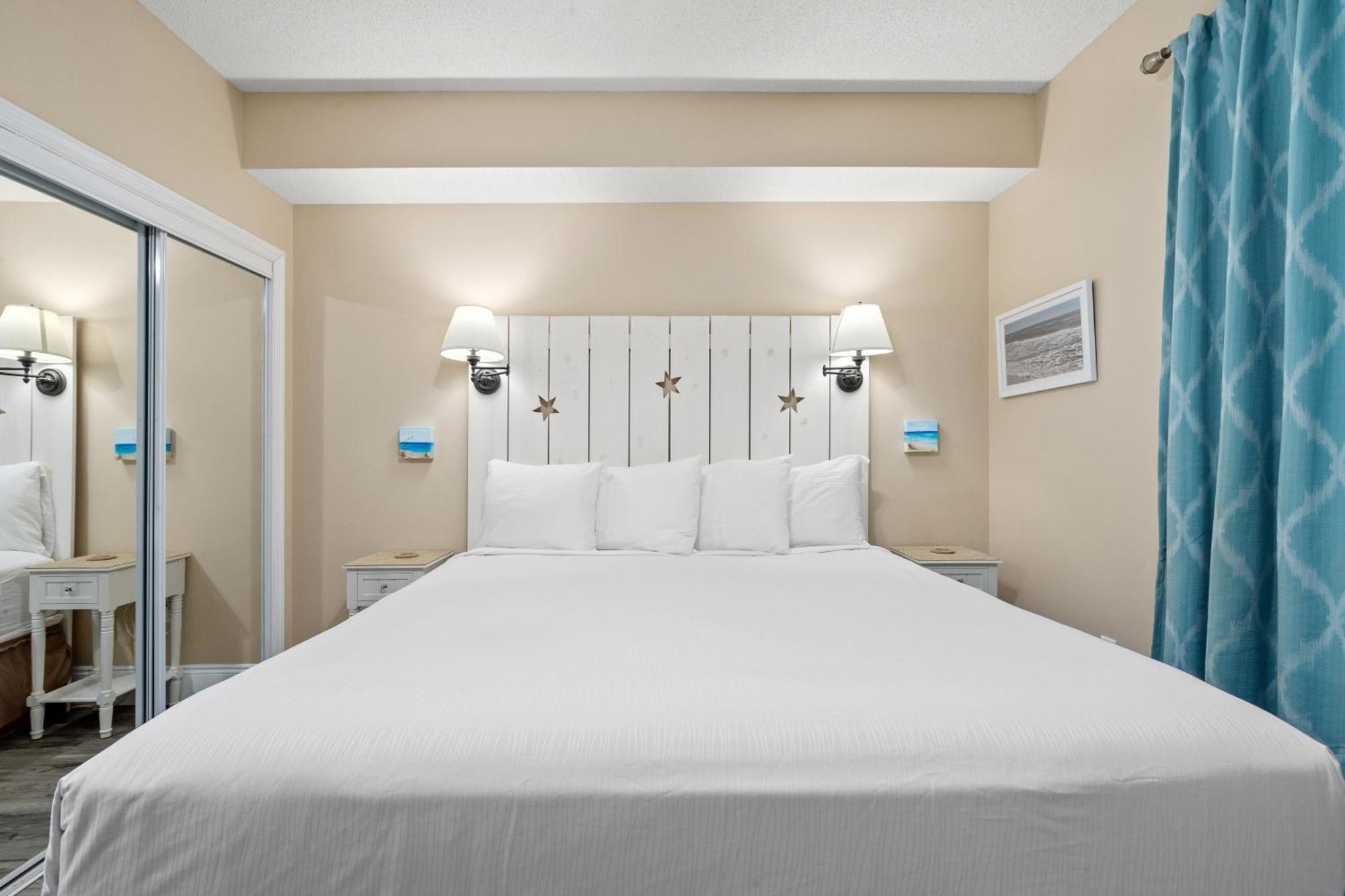 Official Majestic Beach Resort - Over 60 Units - All Ocean Front, Panama City Beach, Fl Exteriör bild