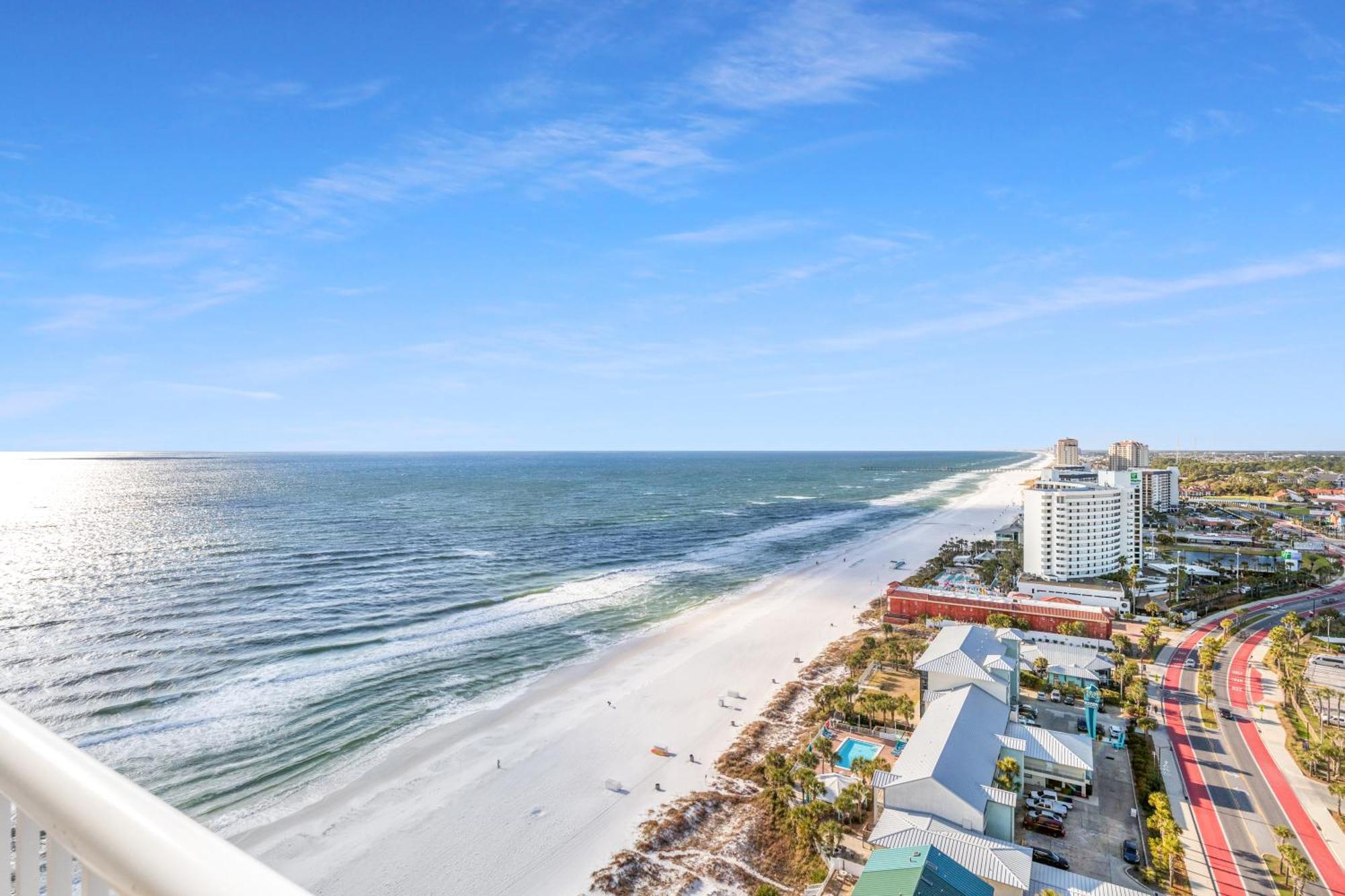 Official Majestic Beach Resort - Over 60 Units - All Ocean Front, Panama City Beach, Fl Exteriör bild