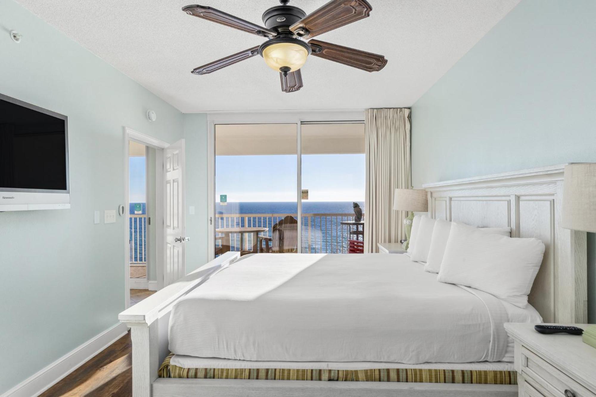 Official Majestic Beach Resort - Over 60 Units - All Ocean Front, Panama City Beach, Fl Rum bild