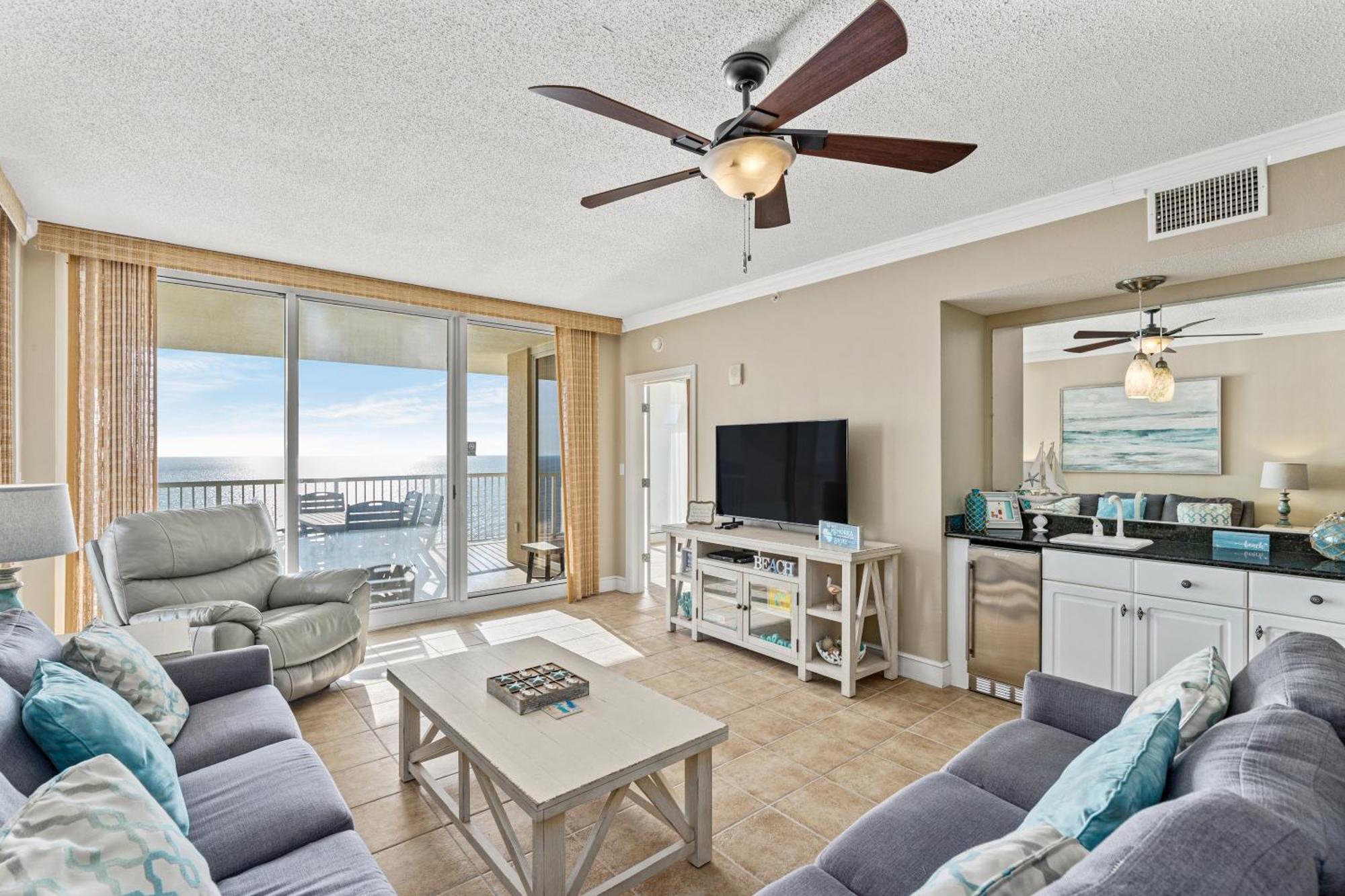 Official Majestic Beach Resort - Over 60 Units - All Ocean Front, Panama City Beach, Fl Exteriör bild